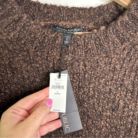 Banana Republic PETITE SOFFIO BOUCLÉ SWEATER Alpaca Wool Blend size Small NWT - Picture 4 of 11